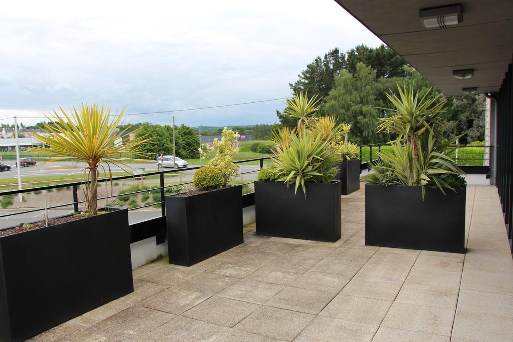 Hotel Ibis Guingamp Coeur De Bretagne Ploumagoar Eksteriør billede